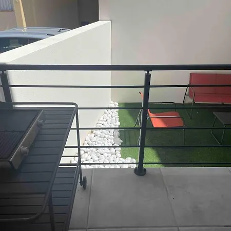 Les Terrasses De L'olivier A *